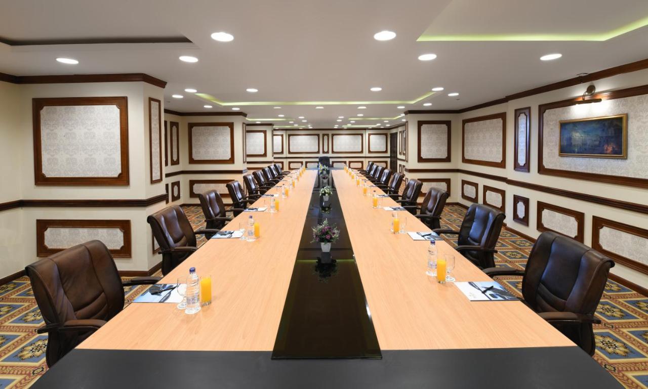 Tolip El Forsan Hotel Iszmáilija Kültér fotó Boardroom