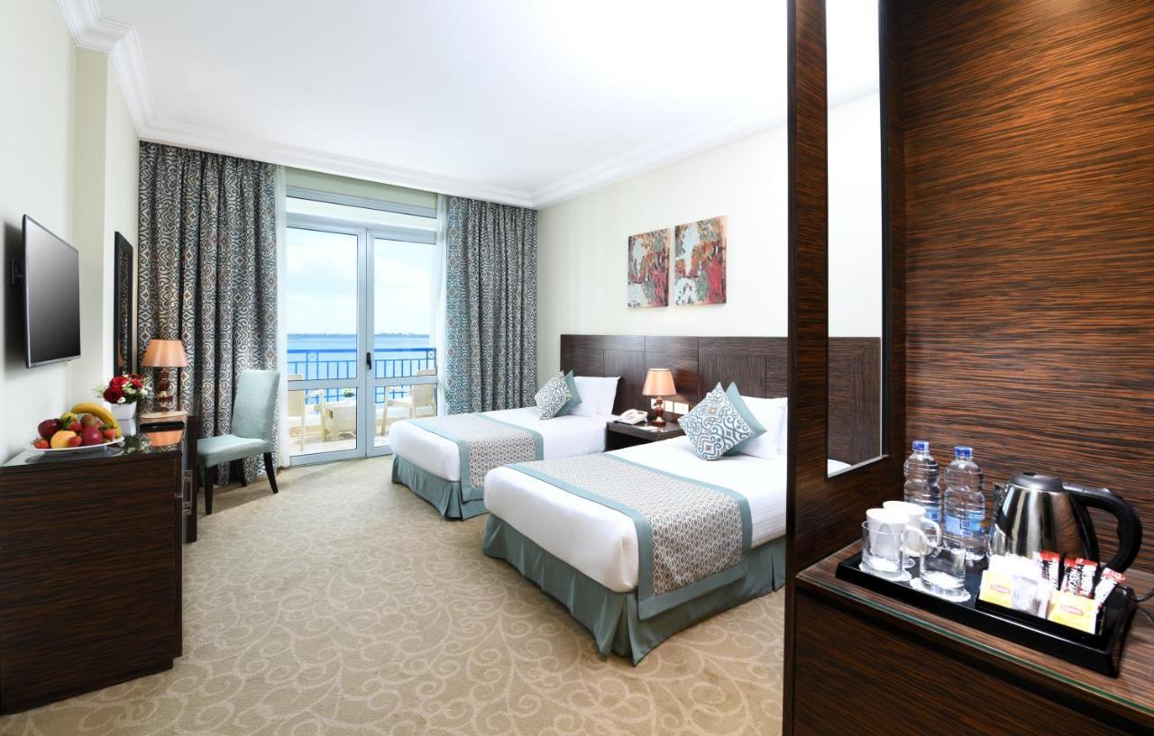 Tolip El Forsan Hotel Iszmáilija Kültér fotó A room at the hotel