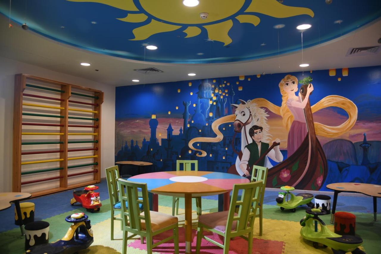 Tolip El Forsan Hotel Iszmáilija Kültér fotó The Tangled-themed playroom at the Children's Hospital of Philadelphia