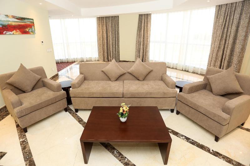 Tolip El Forsan Hotel Iszmáilija Kültér fotó A living room