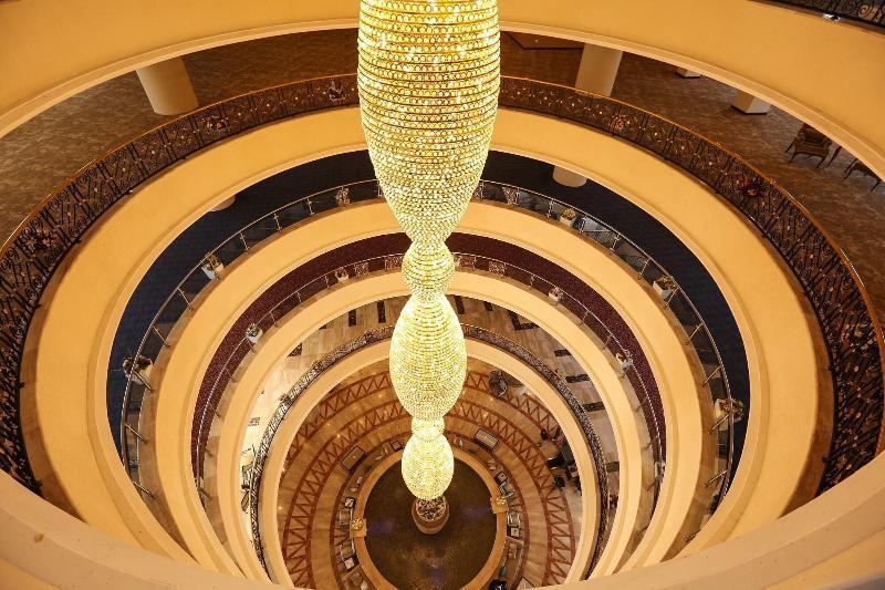 Tolip El Forsan Hotel Iszmáilija Kültér fotó The spiral staircase
