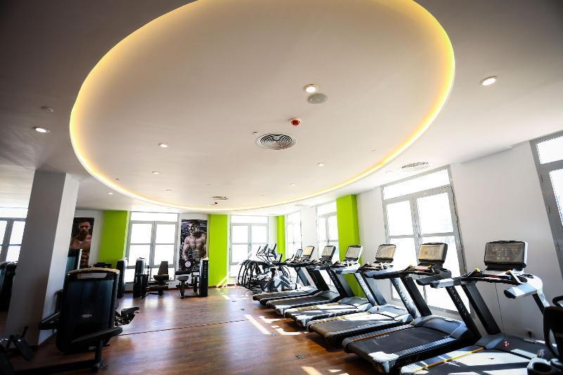 Tolip El Forsan Hotel Iszmáilija Kültér fotó The gym at the London Bridge Campus